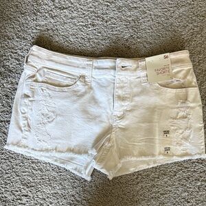 SO Juniors Classic White Jean Shorts NWT